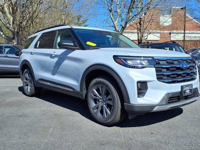 new 2025 Ford Explorer car, priced at $46,404
