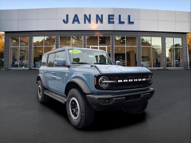 new 2025 Ford Bronco car, priced at $62,693