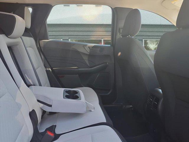 new 2025 Ford Escape car