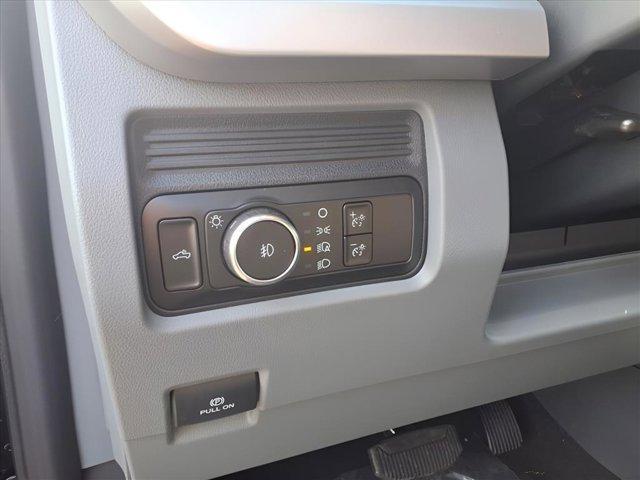 new 2025 Ford F-250 car, priced at $61,294