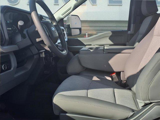 new 2025 Ford F-250 car, priced at $61,294