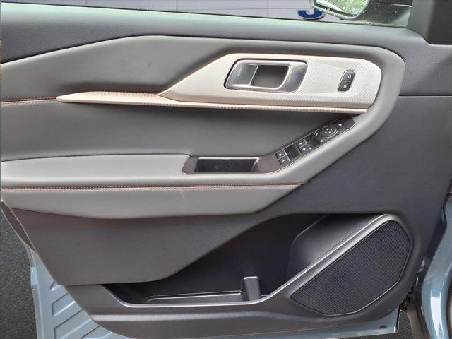 new 2025 Ford Explorer car, priced at $49,868