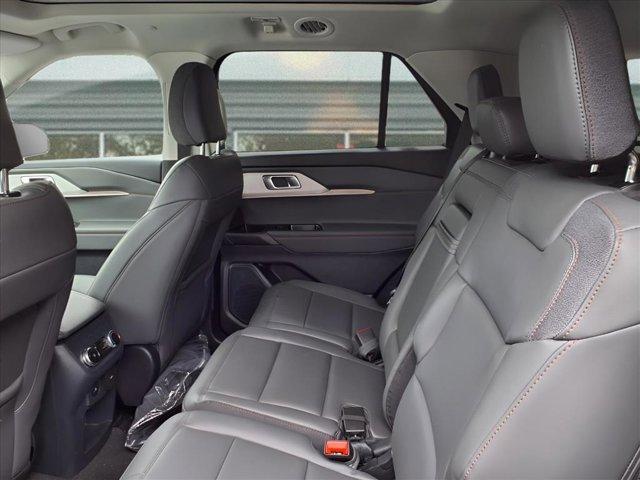new 2025 Ford Explorer car, priced at $49,868
