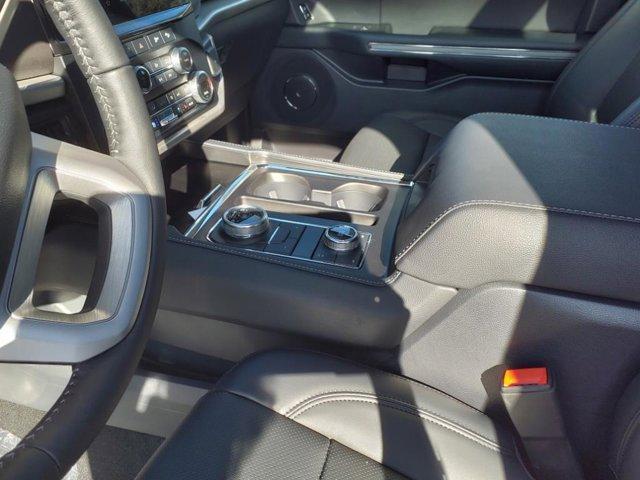 new 2024 Ford Expedition Max car, priced at $69,019