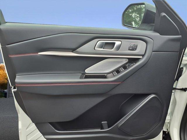 new 2025 Ford Explorer car, priced at $62,249