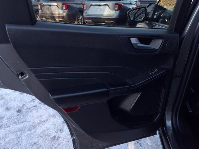 used 2022 Ford Escape car, priced at $25,957