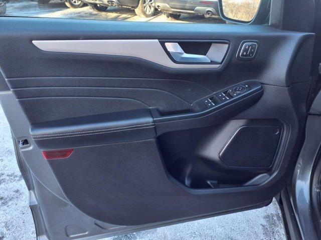 used 2022 Ford Escape car, priced at $25,957