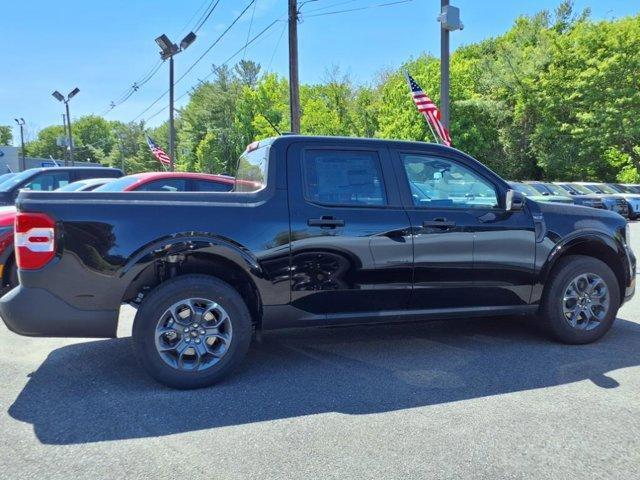 new 2025 Ford Maverick car, priced at $35,402