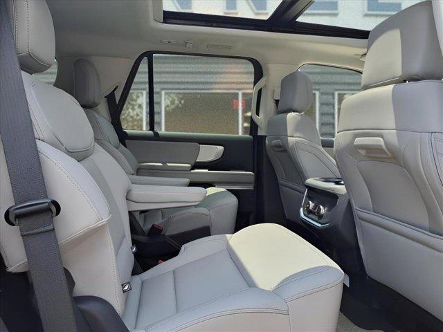 new 2025 Ford Expedition car, priced at $73,630