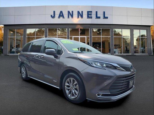 used 2021 Toyota Sienna car, priced at $38,997