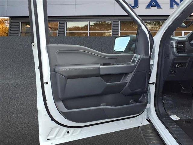 new 2025 Ford F-150 car, priced at $60,999