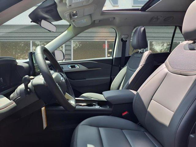 new 2025 Ford Explorer car