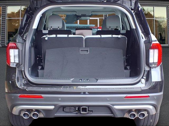 new 2025 Ford Explorer car