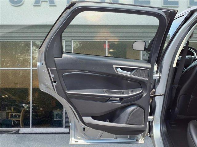 used 2022 Ford Edge car, priced at $31,890