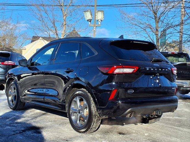 used 2023 Ford Escape car, priced at $29,998
