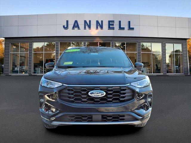 used 2023 Ford Escape car, priced at $29,998