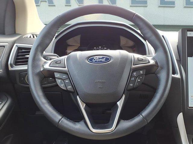 used 2024 Ford Edge car, priced at $29,411