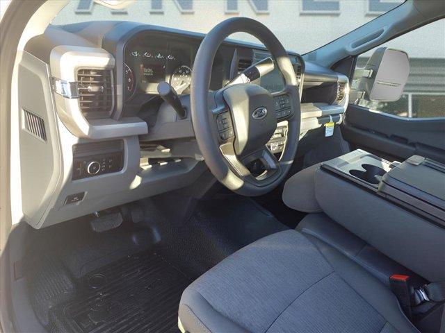 new 2025 Ford F-250 car, priced at $51,260