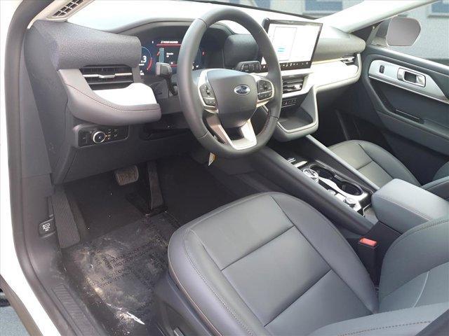 new 2025 Ford Explorer car, priced at $45,999