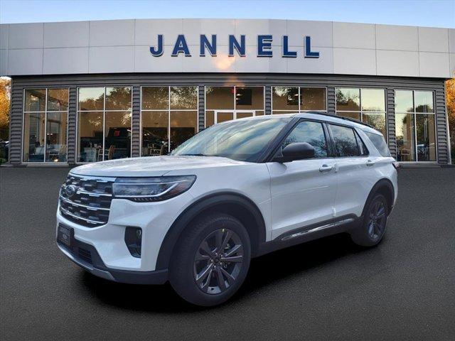 new 2025 Ford Explorer car, priced at $45,999