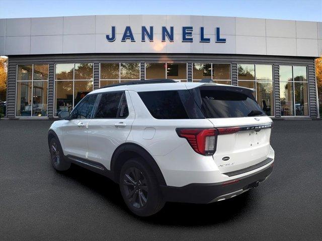 new 2025 Ford Explorer car, priced at $45,999
