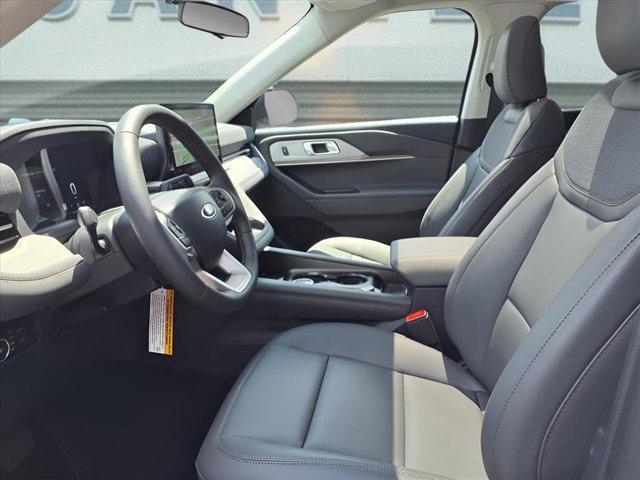 new 2025 Ford Explorer car, priced at $50,781