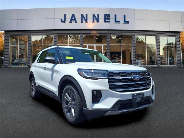new 2025 Ford Explorer car, priced at $50,781