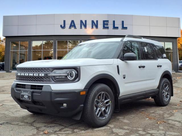 new 2025 Ford Bronco Sport car, priced at $33,125