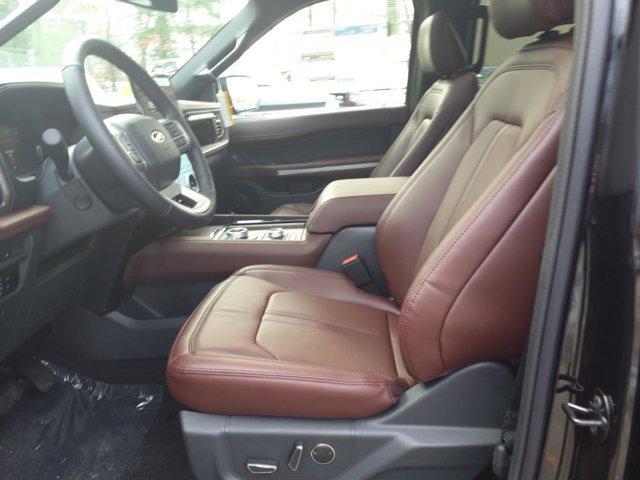 new 2024 Ford Expedition car, priced at $72,014