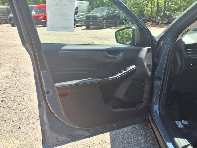 new 2025 Ford Escape car, priced at $30,857