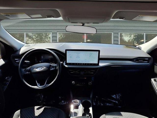 used 2023 Ford Escape car, priced at $27,991