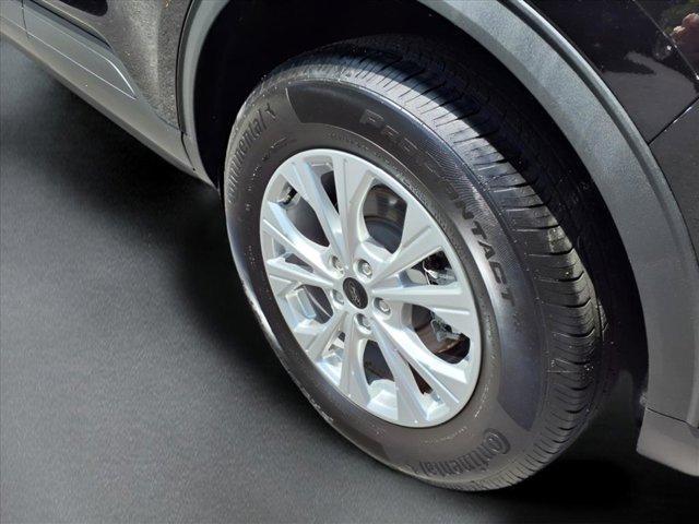 used 2023 Ford Escape car, priced at $27,991