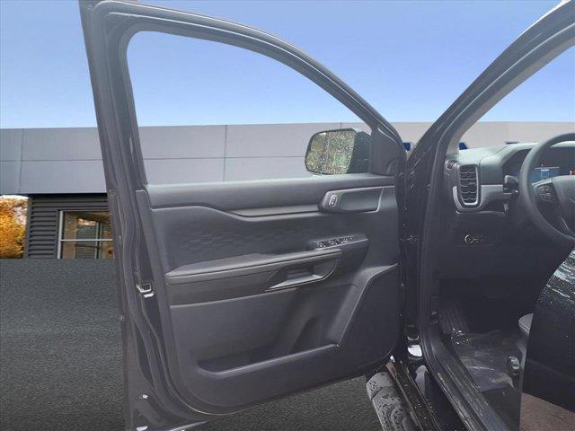 new 2025 Ford Ranger car, priced at $40,299