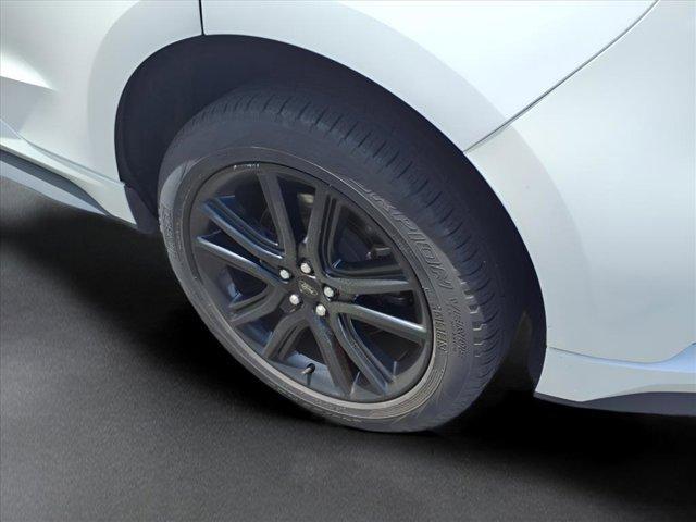 used 2022 Ford Edge car, priced at $31,970