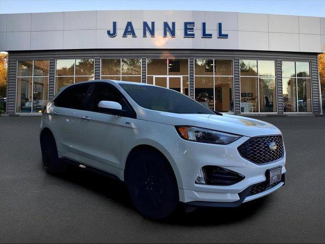 used 2022 Ford Edge car, priced at $29,977
