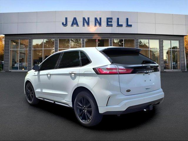 used 2022 Ford Edge car, priced at $31,970