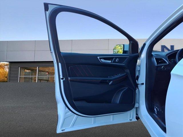 used 2022 Ford Edge car, priced at $29,977