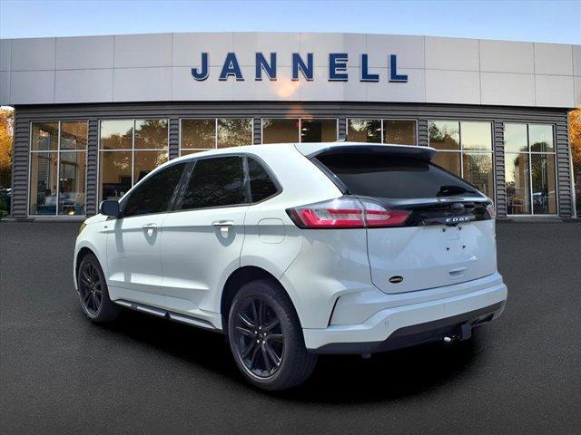 used 2022 Ford Edge car, priced at $31,970