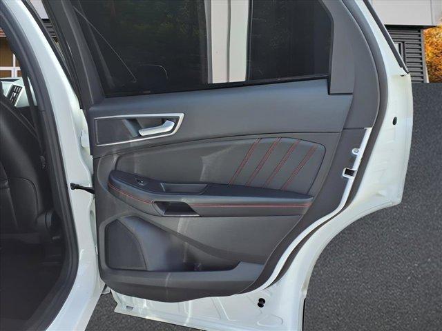 used 2022 Ford Edge car, priced at $31,970