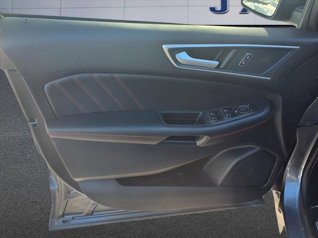 used 2021 Ford Edge car, priced at $27,899