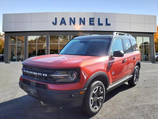 new 2024 Ford Bronco Sport car, priced at $37,998