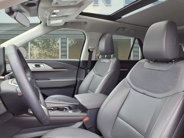 new 2025 Ford Explorer car, priced at $44,499