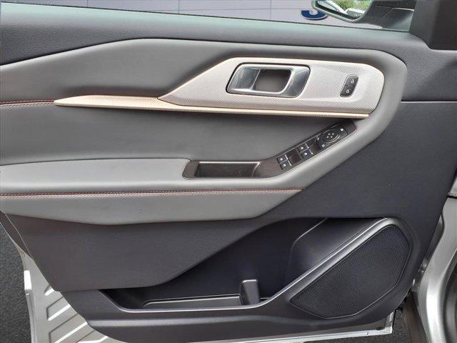 new 2025 Ford Explorer car, priced at $44,499