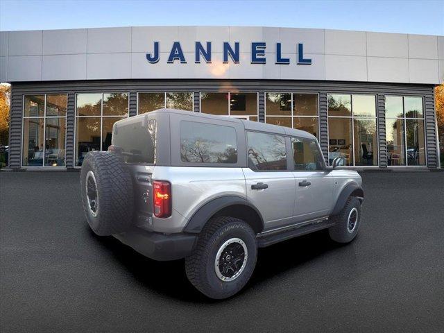 new 2024 Ford Bronco car, priced at $51,498