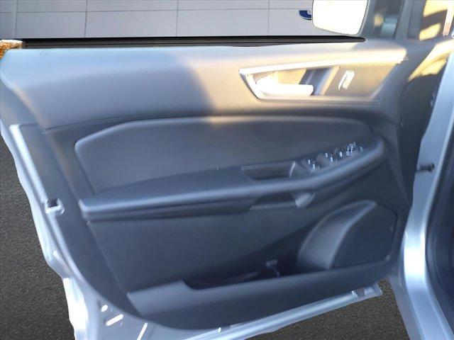 used 2024 Ford Edge car, priced at $29,981