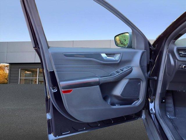 used 2023 Ford Escape car, priced at $30,799