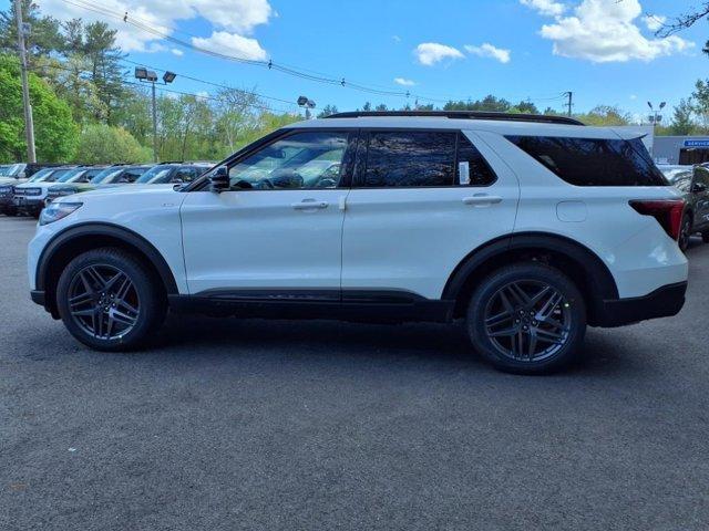 new 2025 Ford Explorer car, priced at $49,330