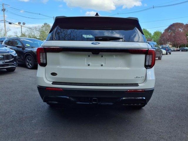 new 2025 Ford Explorer car, priced at $49,330