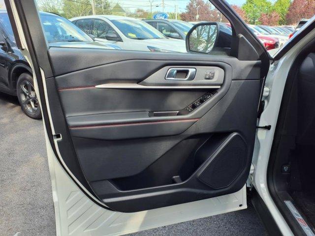 new 2025 Ford Explorer car, priced at $49,330