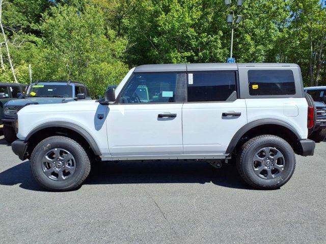 new 2025 Ford Bronco car, priced at $44,020